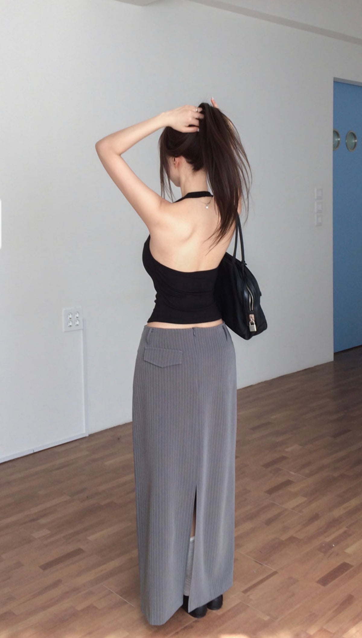 小性感垂領掛頸Top